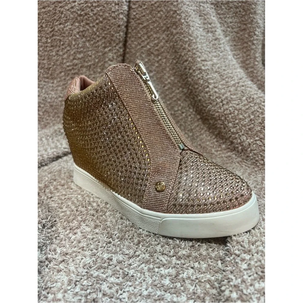 Juicy‎ Couture Women's Joanz Rose Gold Rhinestone Wedge Sneakers - Size 6